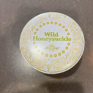 Illume Wild Honeysuckle Anthropologie Candle 12.8 Oz